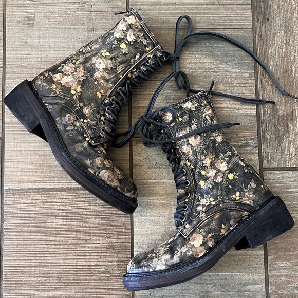 FREE PEOPLE Santa Fe Bootie Women’s size 6 (36) - Picture 8 of 12